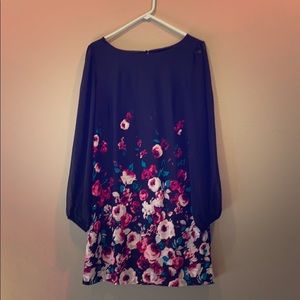 Women’s WHBM dress NWT